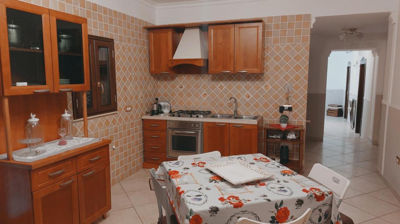 La Casa Di Mamma Appartement Napels Buitenkant foto
